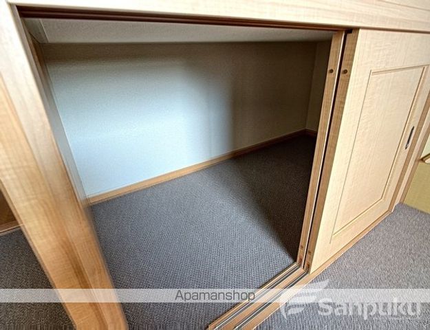 レオネクストモミの木の内装写真