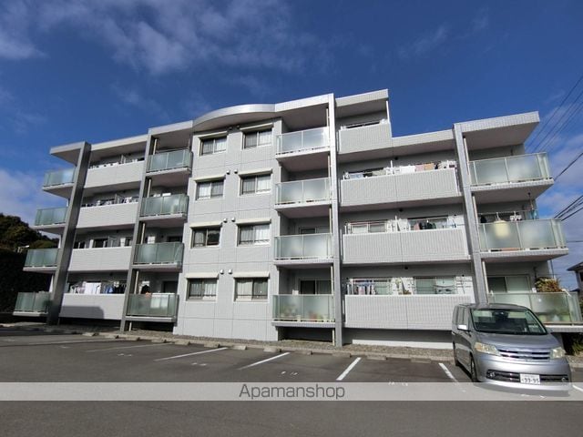シャルマンIIIの外観写真