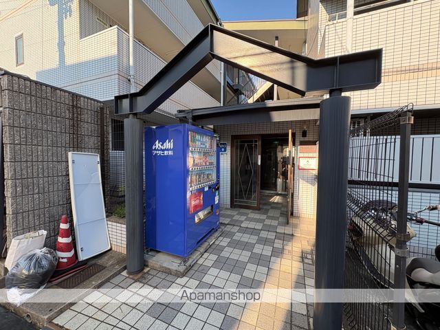 シンプルライフの玄関写真
