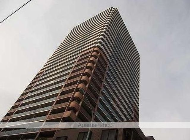ライオンズステージ府中シティタワーの外観写真