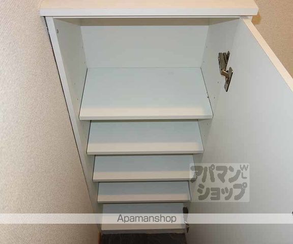 ティムール九条の内装写真