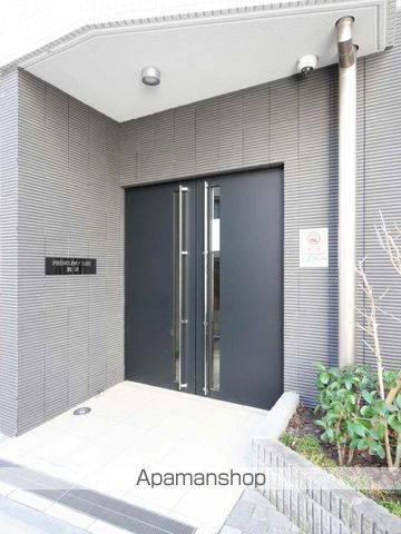 PREMIUM CUBE 駒込の玄関写真