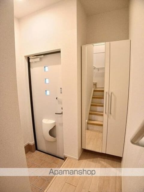 クリント　ブライアント　３号館[2LDK/64.58m2]の玄関