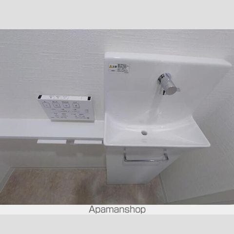 リアレクト白壁の内装写真