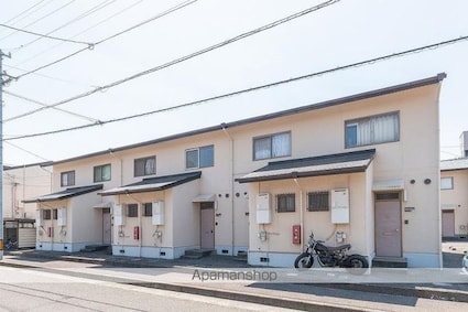 ヴィラ・アンソレイエ屋島西町Ａ・Ｃ・Ｅ棟[3DK/60m2]の外観1