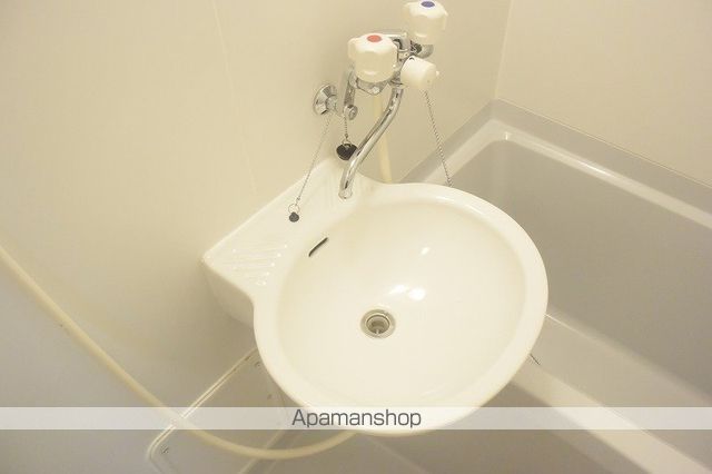 レオパレスTHの内装写真