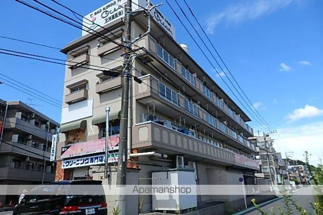 コートパル戸塚の玄関写真