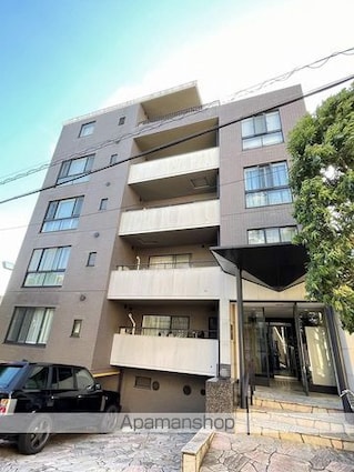 レジディア上目黒[3LDK/97.73m2]の外観2