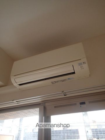 プレサンス堺筋本町フィリアの内装写真