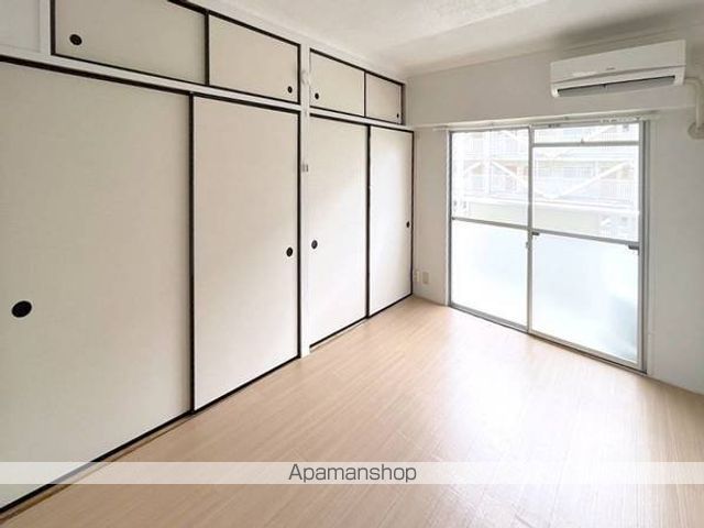 ビレッジハウス西萩原1号棟の内装写真