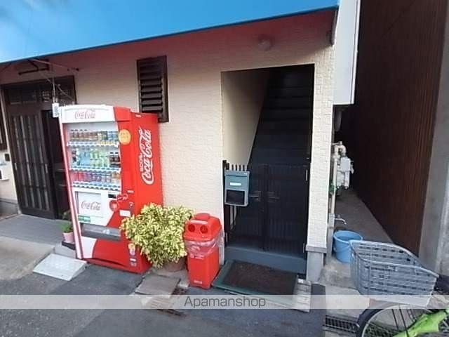フジマンションの玄関写真