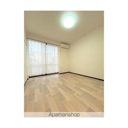 グランドール佐久間[1K/21m2]のリビング・居間1