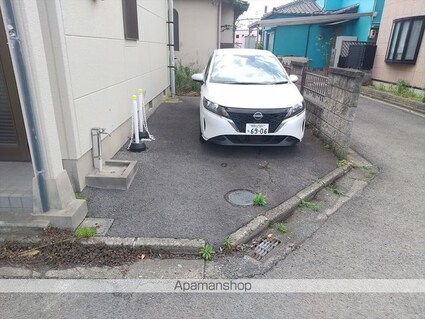 和歌山県和歌山市石橋丁[4LDK/109.98m2]の駐車場
