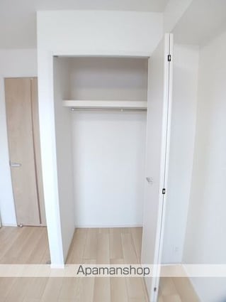 ウエスト　コミタリアⅢ[1K/27.02m2]の収納