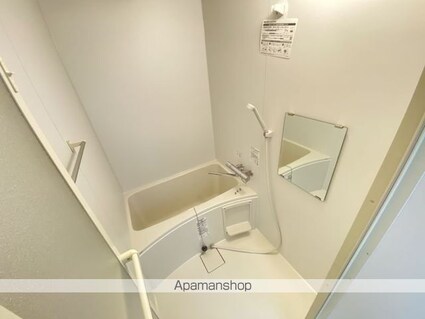 ヴィラナリー函館６号棟（ヴィラナリーハコダテロクゴウトウ[3DK/61.12m2]のバス