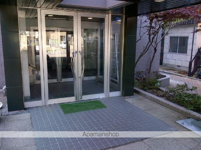 トーワグリーンヒル6条の玄関写真