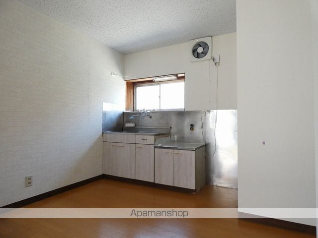 磐田市 1階建 築46年の内装写真