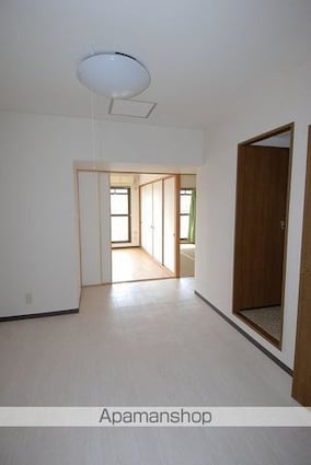 ツイン青山[3DK/55.05m2]の内装4