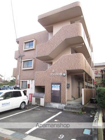 辻マンションB棟の外観写真
