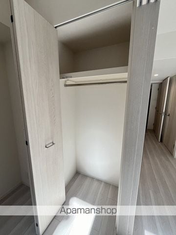 コンフォリア・リヴ京橋の内装写真