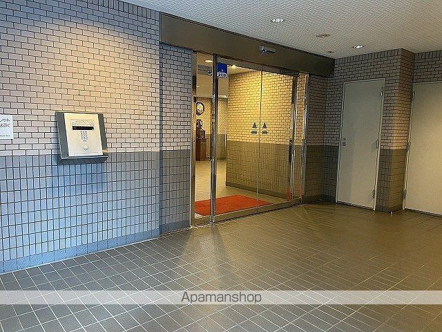 ライオンズマンション海老名第3の玄関写真