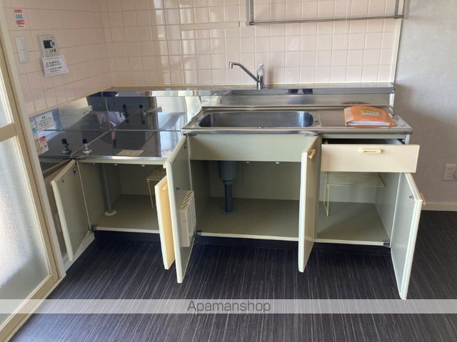 スカイクレスト青葉台2号棟の内装写真