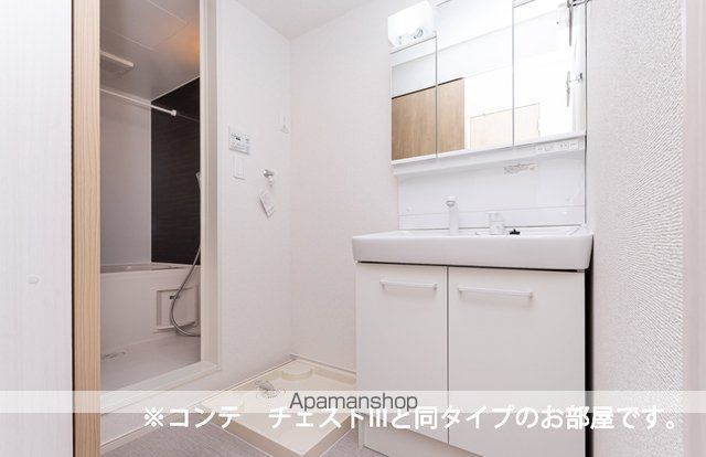 ヒカルサ 小牧田県ウエストの内装写真