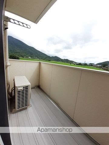 エルカーサIIの内装写真