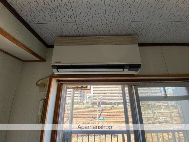 ドルフィン西宝町の内装写真