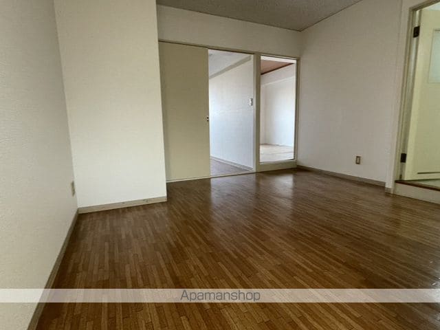 マンションセラヴィの内装写真