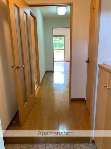 SELENOIIの内装写真