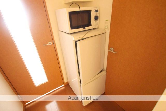 レオパレスコンポステラ服部の内装写真