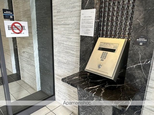 プレサンス松屋町グレースの玄関写真