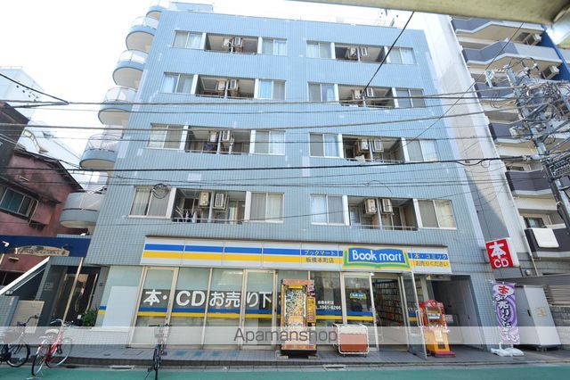コルムコートの玄関写真