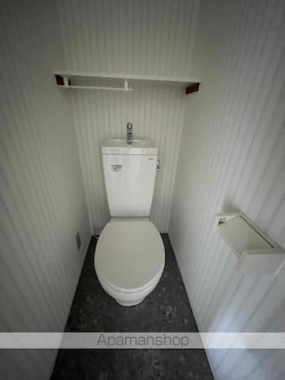 東京都中野区大和町２丁目[1R/17.67m2]のトイレ