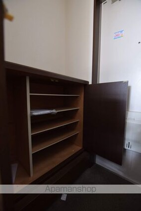 宮城県仙台市青葉区国見２丁目[1K/24.81m2]の玄関