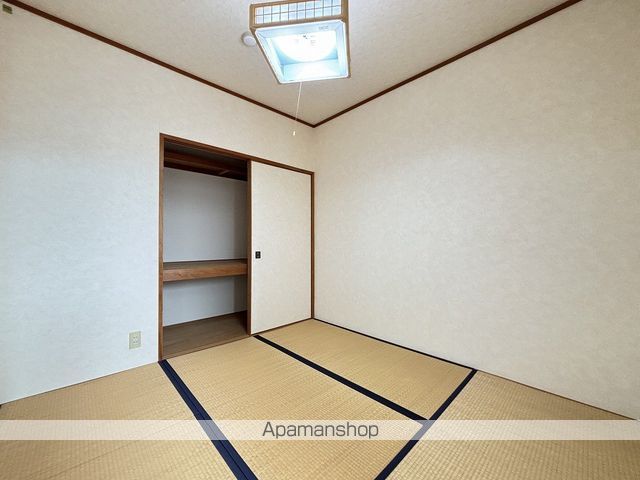 本町ハイツタイプIの内装写真