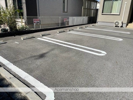 レスポワール　Ｆ[1LDK/50.06m2]の駐車場