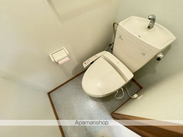 リビングタウン山の手Eの内装写真