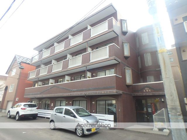 HBA裏参道の外観写真