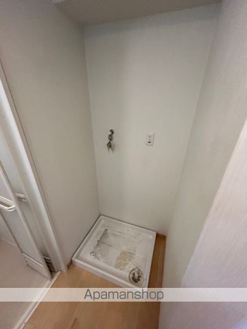 J.FEEL高千穂通の内装写真