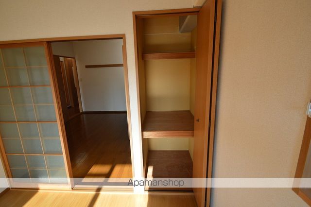 若山ガーデンヒル A棟の内装写真