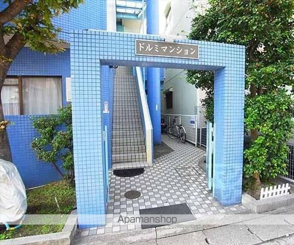ドルミマンションの玄関写真