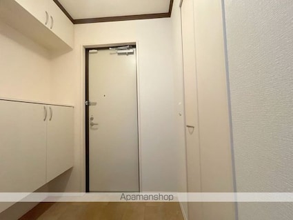 和歌山県和歌山市黒田[3LDK/85.86m2]の玄関