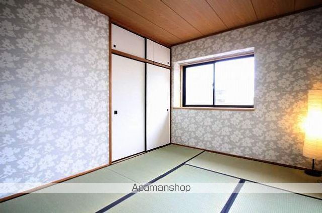 スリーリングの内装写真