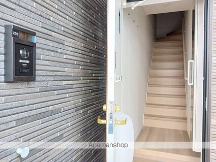 メゾン　フラン[1LDK/43.93m2]の玄関