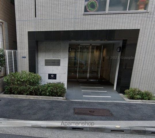 グランカーサ銀座イーストの玄関写真