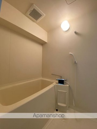 パークサイド鶴市[2LDK/65.61m2]のバス