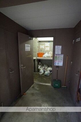 プレール新宿余丁町[1R/17.64m2]の共用部4