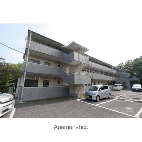 河原マンションの外観写真